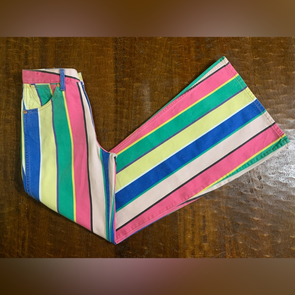 Wrangler High Rise Wide-Leg Jeans in Multicolor Vertical Stripes - Picture 9 of 16